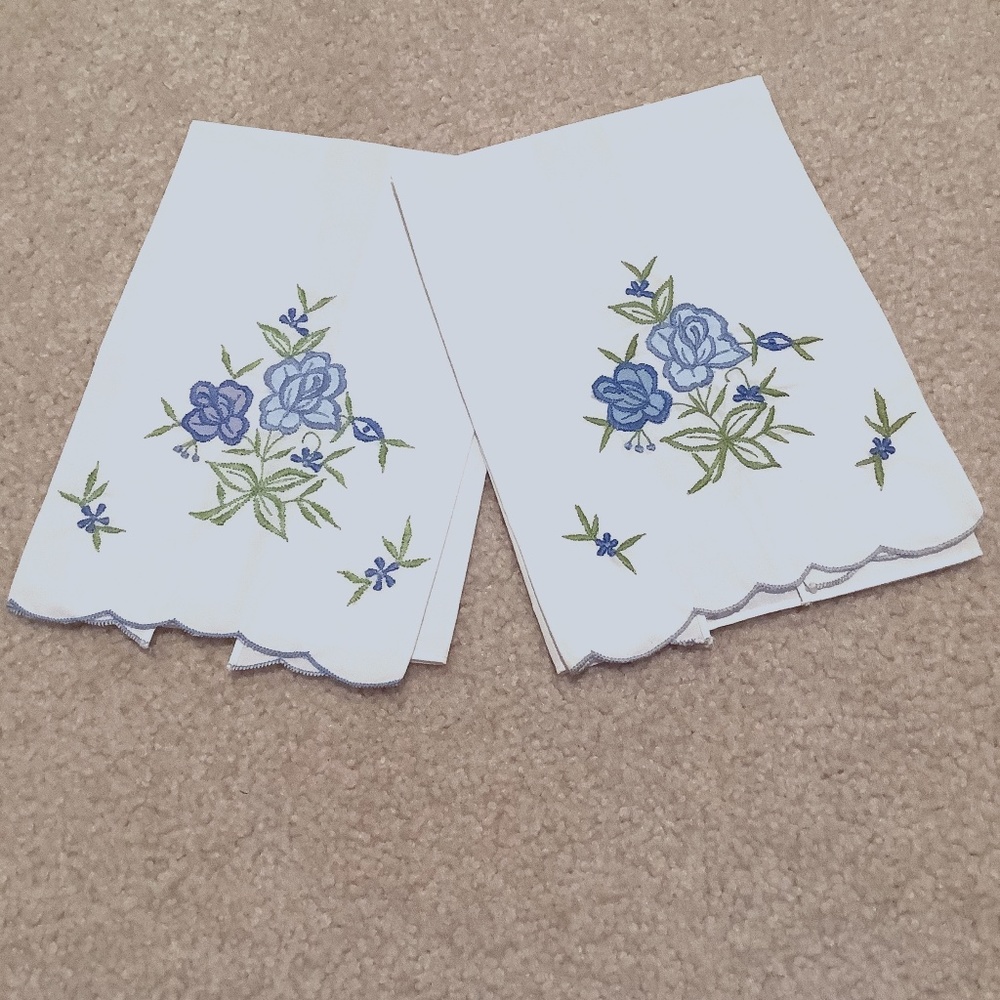 Needlepoint cotton hand towels